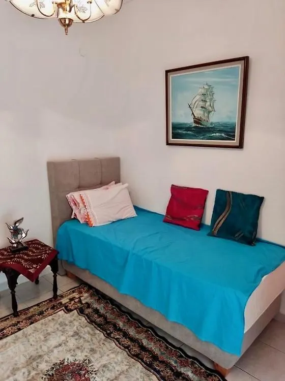 Marys House , Lovely 2-Bedroom Apartment 테살로니키